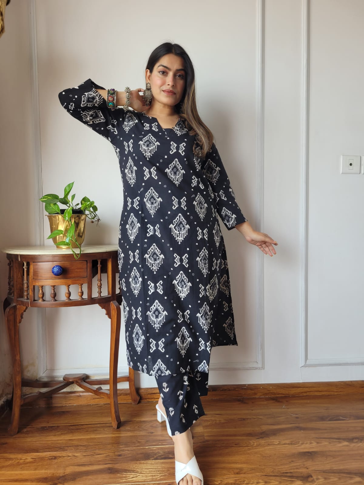 Aavriti Midnight Black Ikat Geometric Hand Block Printed Cambric Cotton Kurta Pant Set