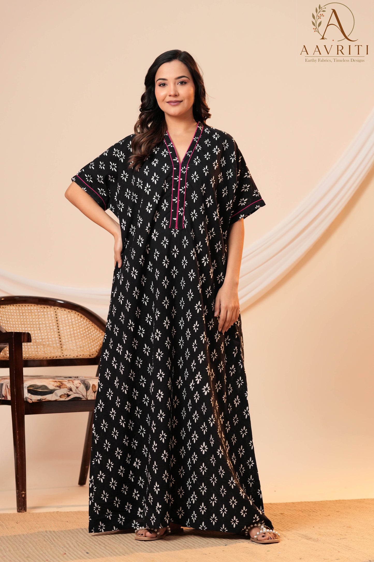 Aavriti Black Floral Motif Hand Block Printed Cotton V-Neck Kaftan
