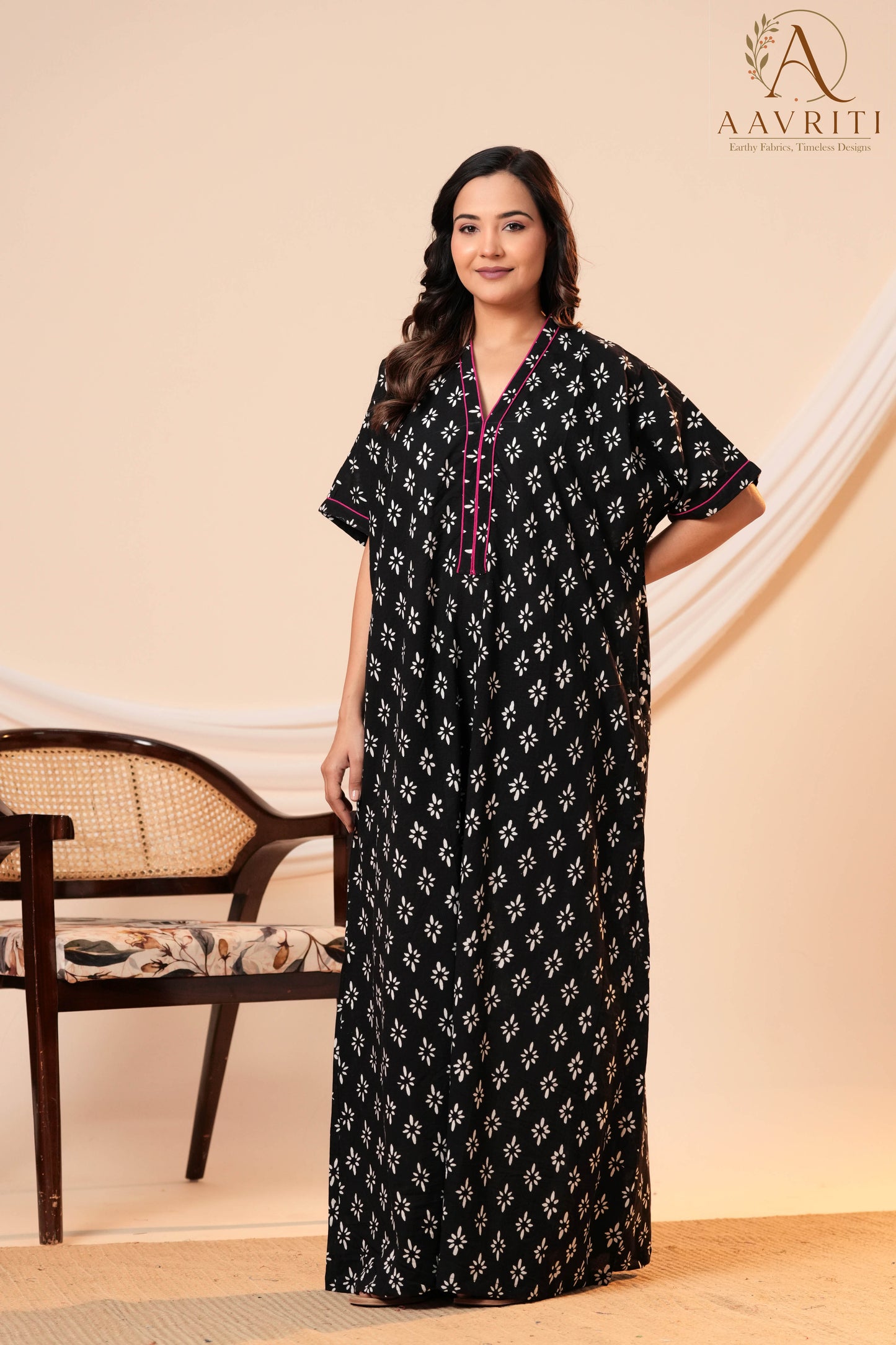 Aavriti Black Floral Motif Hand Block Printed Cotton V-Neck Kaftan