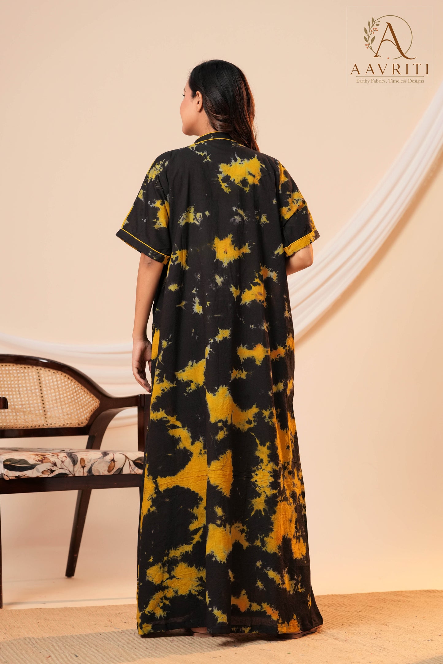 Aavriti Black and Yellow Abstract Tie-Dye Motif Hand Block Printed Cotton Kaftan