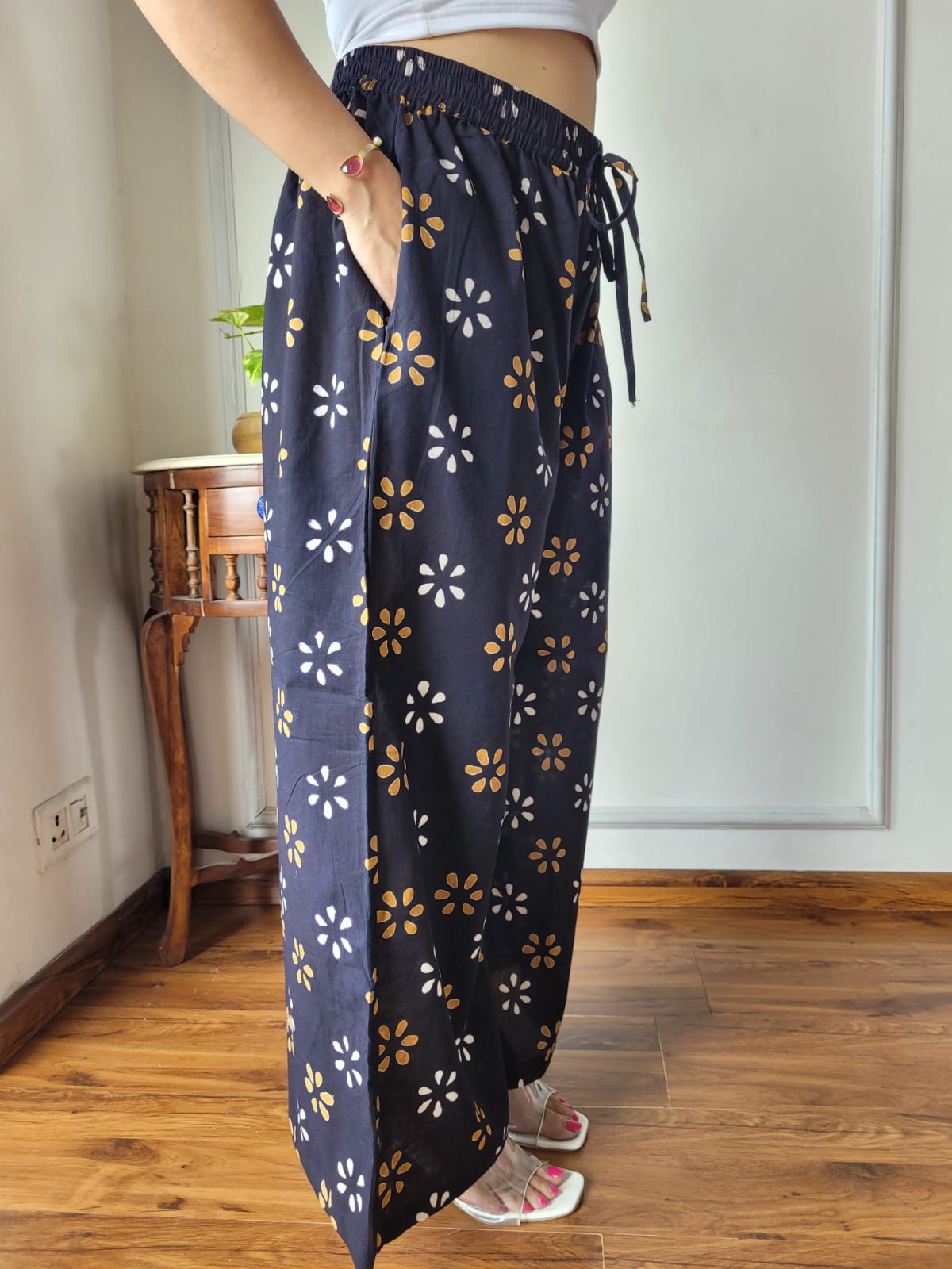 Aavriti Indigo Black Floral Buti Bagru Hand Block Printed Cotton Palazzo Pant